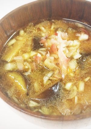ごま油が薫る♪ナスとミョウガのみそ汁-レシピのメイン写真