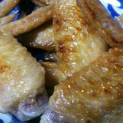 รูปของ グリルで焼くだけ♪手羽先のこんがり塩焼き