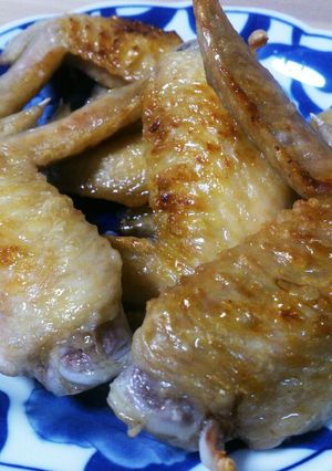グリルで焼くだけ♪手羽先のこんがり塩焼き-レシピのメイン写真