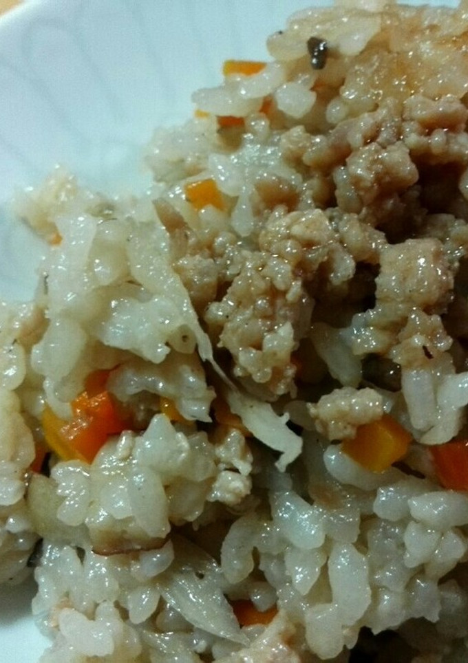 おかわり殺到！とりそぼろの炊き込みご飯-レシピのメイン写真