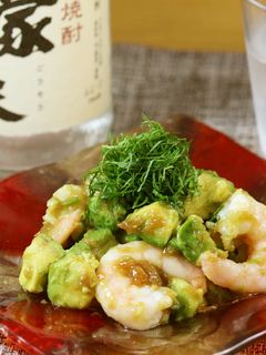 店舗マル秘レシピ!海老アボカドの梅肉和え-レシピのメイン写真