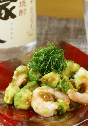 店舗マル秘レシピ！海老アボカドの梅肉和え-レシピのメイン写真