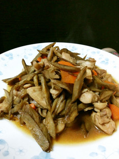 素朴な味☆鶏ごぼう-レシピのメイン写真
