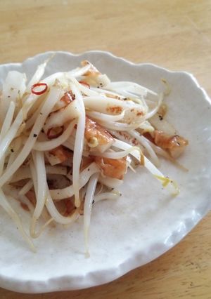 節約スピードおかず☆竹輪とモヤシの辛炒め-レシピのメイン写真