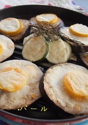 モッツアレラ・ナスとズッキーニ・香草焼き-レシピのメイン写真