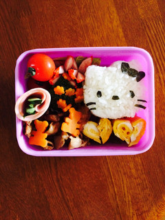 簡単キャラ弁☆キティーサンド☆-レシピのメイン写真