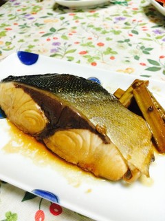 ヘルシーおかず;ぶりの煮付け-レシピのメイン写真