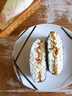 納豆とクリームチーズのおにぎらず-レシピのメイン写真