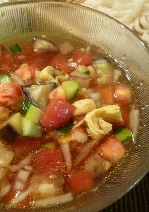冷し麺にお勧め♪五色の彩りピリ辛麺つゆ-レシピのメイン写真