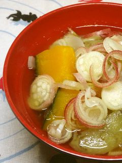 夏が来た☀茗荷と南瓜・玉ねぎのお味噌汁-レシピのメイン写真