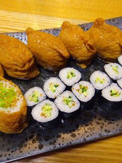 ゴマで食欲増進!細巻き&いなり寿司-レシピのメイン写真
