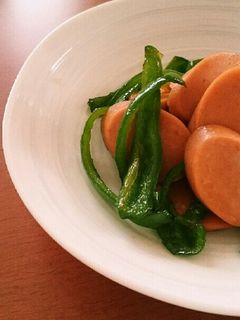 魚肉ソーセージのピーマン炒め-レシピのメイン写真