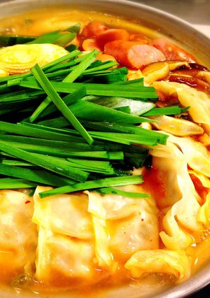 絶品ダレで★餃子とキャベツの豚キムチ鍋★-レシピのメイン写真