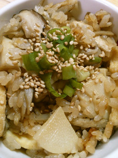 簡単 筍 ごぼう 椎茸の 炊き込みご飯!-レシピのメイン写真