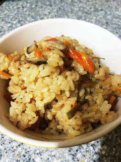 麺つゆ・きんぴらごぼう利用の炊き込みご飯-レシピのメイン写真