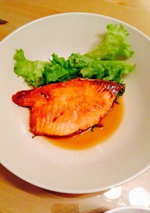 海外でもお魚を☆簡単サーモンの照り焼き-レシピのメイン写真