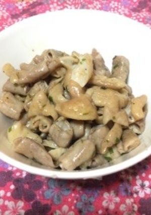 さっぱり塩味!豚モツ肉炒め-レシピのメイン写真
