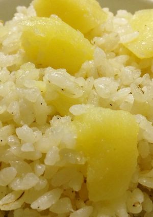 新じゃがの炊き込みご飯❀-レシピのメイン写真