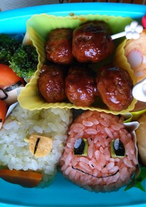 ポケモンでキモリ&ヒトカゲ♪キャラ弁-レシピのメイン写真