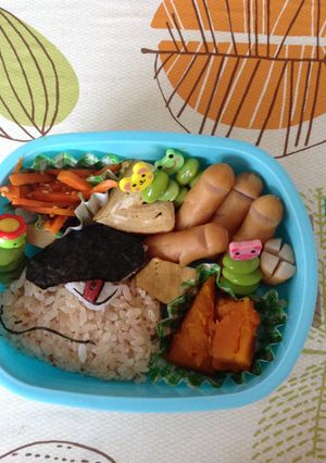 ポケモンでガルーラ♪キャラ弁-レシピのメイン写真