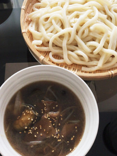 豚肉となすとしめじの冷やしつけうどん-レシピのメイン写真