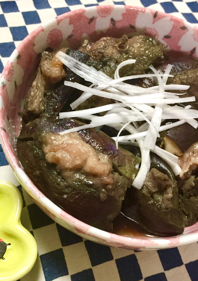 だし汁でふんわり♪豚こまを挟んだなす煮-レシピのメイン写真