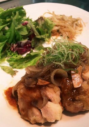 鶏もも肉の簡単ガーリックソテー！-レシピのメイン写真