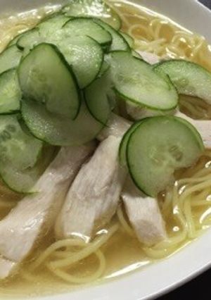夏に美味しい!冷静鶏塩ラーメン-レシピのメイン写真