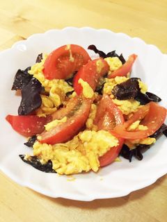 木耳とトマトと卵のオイスターソース炒め-レシピのメイン写真