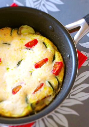 朝食に☆ズッキーニのチーズオムレツ-レシピのメイン写真
