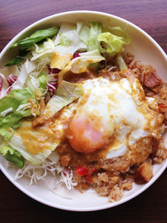 いなばのタイカレーで作るタイ風チャーハン-レシピのメイン写真