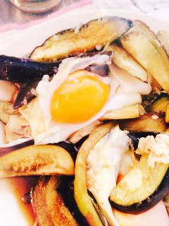 【簡単10分】甘辛なすびと目玉焼き-レシピのメイン写真