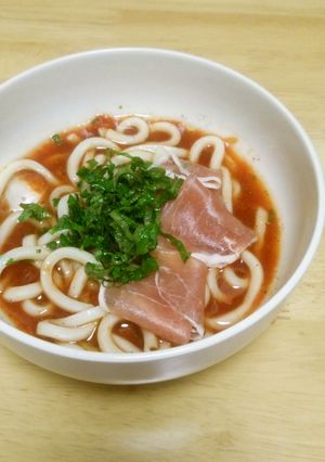 冷たい♪真っ赤なトマトの和風だしおうどん-レシピのメイン写真