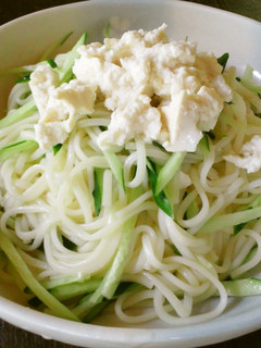 夏の冷やしキュウリうどん -レシピのメイン写真