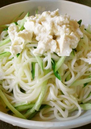夏の冷やしキュウリうどん　-レシピのメイン写真