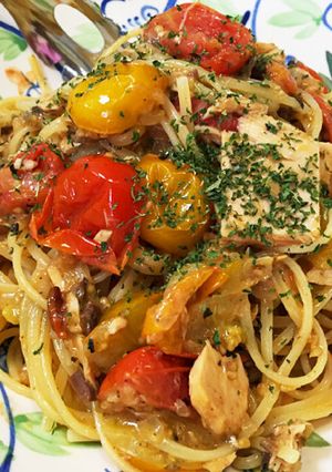 カラフルなプチトマトとツナのパスタ-レシピのメイン写真