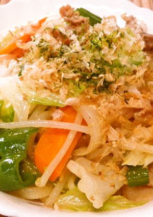 野菜たっぷり！yananaの焼きうどん-レシピのメイン写真