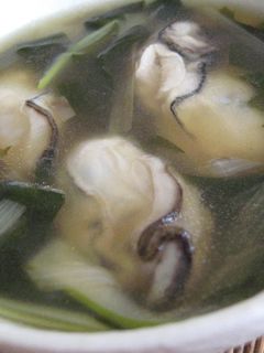 牡蠣とわかめのスープ-レシピのメイン写真