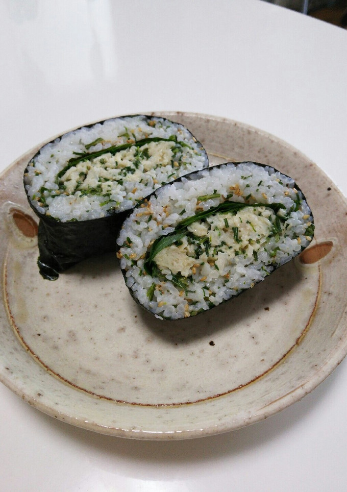 ホタテ缶と切り干し大根のおにぎらず-レシピのメイン写真