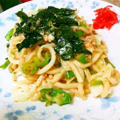 รูปของ ツナと野菜の焼きうどん♪