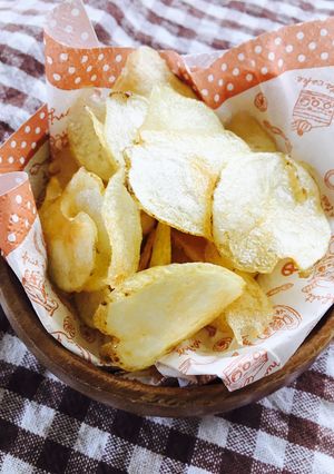新じゃがでお店に負けないポテトチップス-レシピのメイン写真