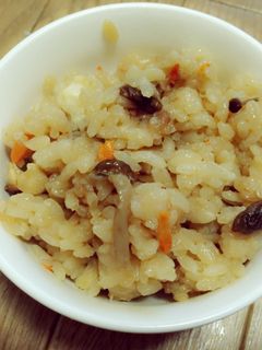 鶏とキノコの炊き込み御飯-レシピのメイン写真