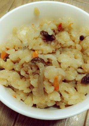 鶏とキノコの炊き込み御飯-レシピのメイン写真