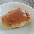 バター入りロールパンでなんちゃって塩パン