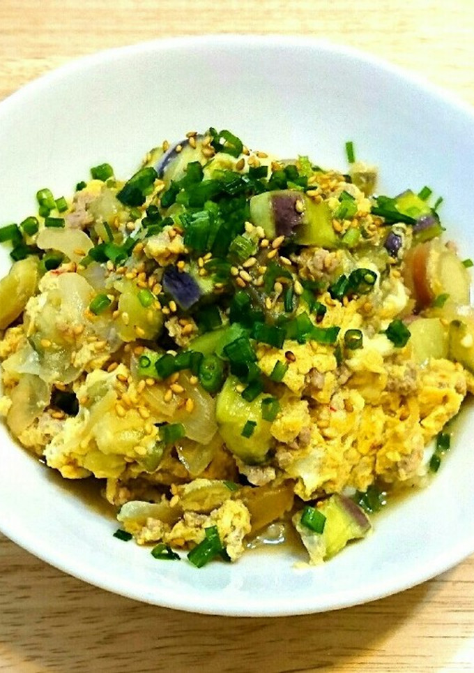 なすとひき肉の卵とじ丼-レシピのメイン写真