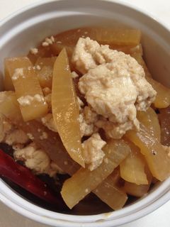 おばあちゃんの味!大根とくずし豆腐の煮物-レシピのメイン写真