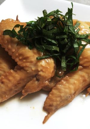 簡単☆手羽先の青じそドレッシング煮-レシピのメイン写真