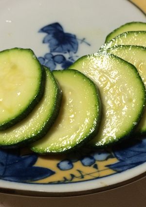 夏到来！さっぱり ズッキーニの塩麹漬け-レシピのメイン写真