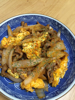 焼肉のタレが洋風に⁉︎豚肉玉ネギ卵炒め♡-レシピのメイン写真