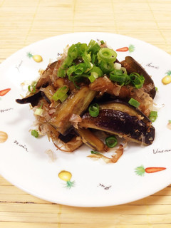 ご飯がススム★なすのバター醤油おかか炒め-レシピのメイン写真